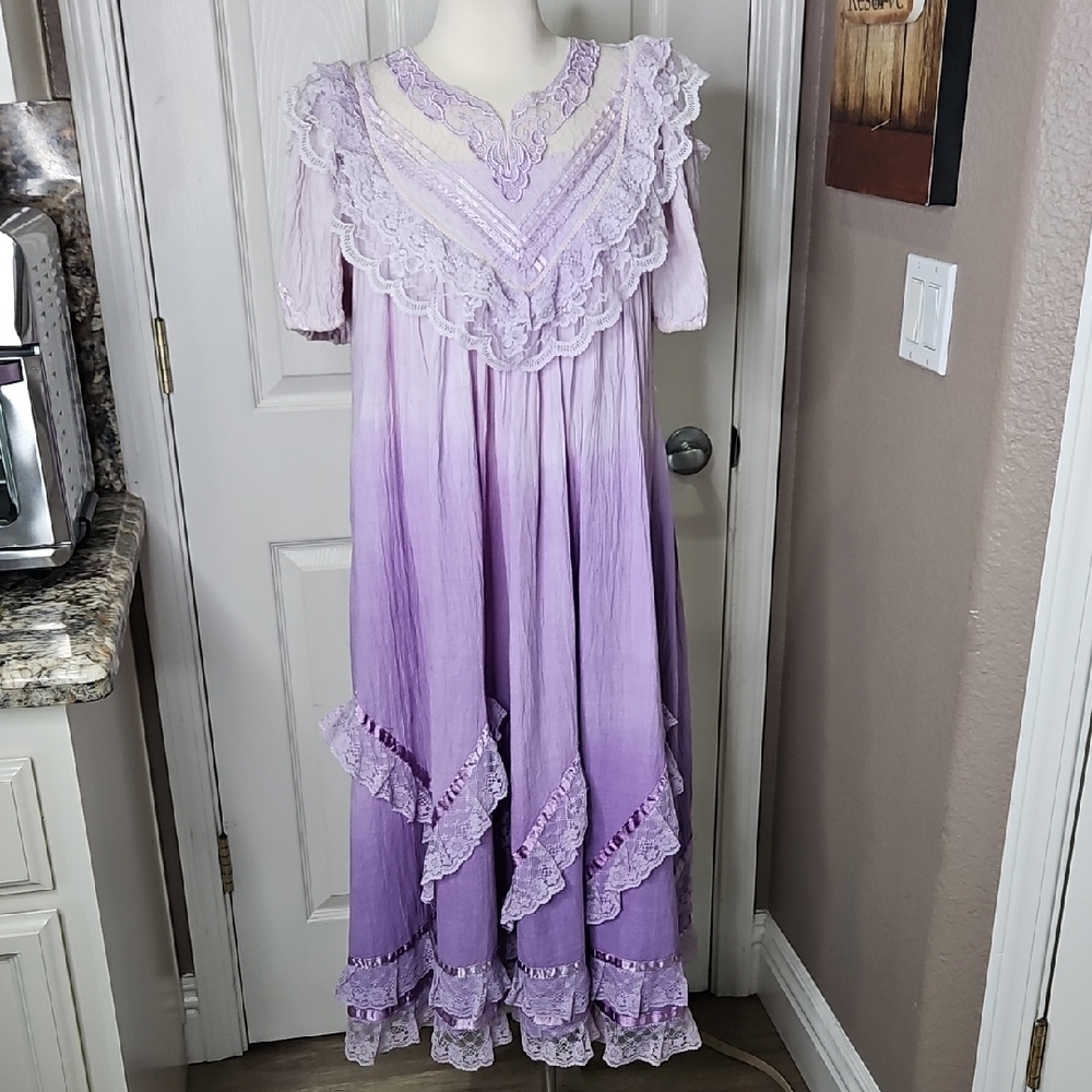 Vintage Boho Lace Ruffled Ombre Lavender Lace Baby Doll Dress Size Small Medium - Picture 3 of 16